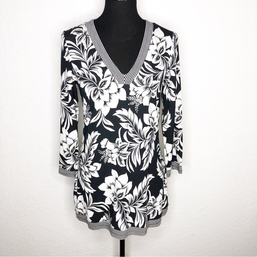 Tommy Bahama black white tropical floral v neck tunic top size Small NWT